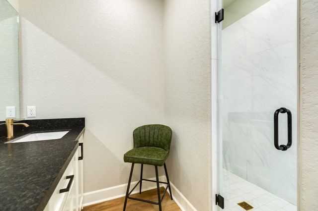 628 Greystone Lane, Angleton, TX 77515