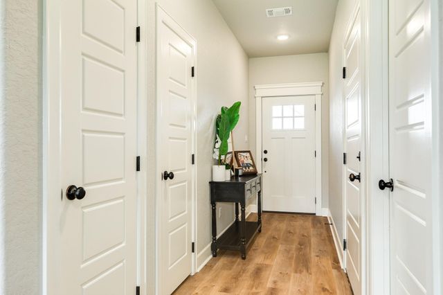 628 Greystone Lane, Angleton, TX 77515