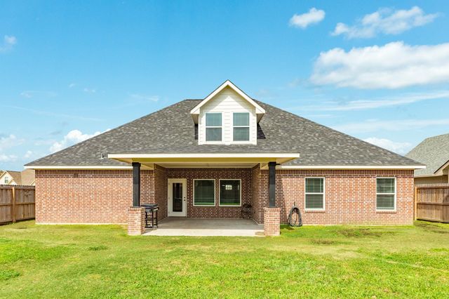 628 Greystone Lane, Angleton, TX 77515