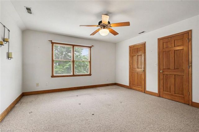 181 Mountaineer Lane, Pinnacle, NC 27043