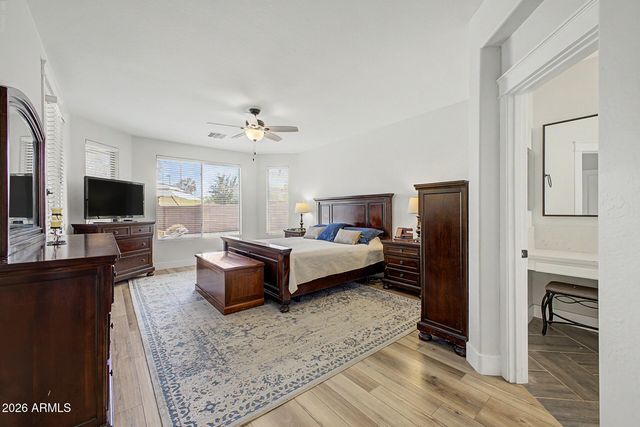 3911 E JAGUAR Avenue, Gilbert, AZ 85298