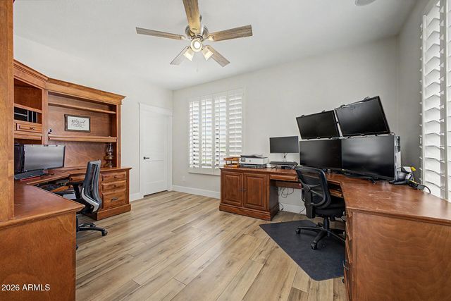 3911 E JAGUAR Avenue, Gilbert, AZ 85298
