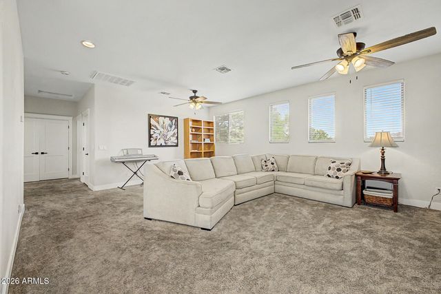 3911 E JAGUAR Avenue, Gilbert, AZ 85298