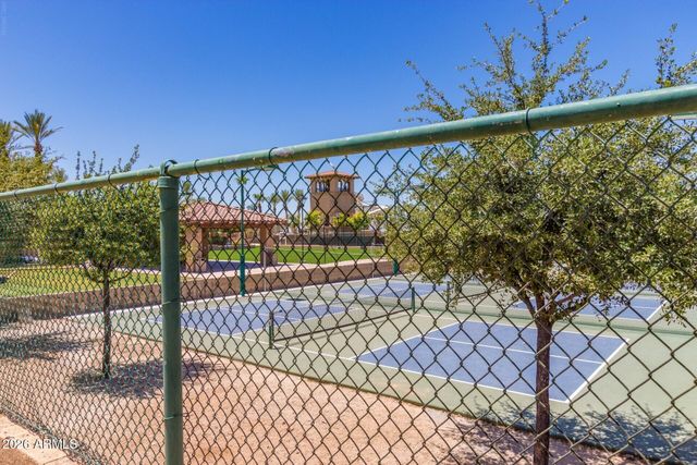 3911 E JAGUAR Avenue, Gilbert, AZ 85298
