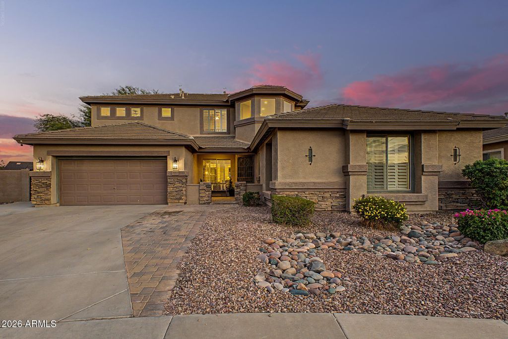 3911 E JAGUAR Avenue, Gilbert, AZ 85298 — photo 2