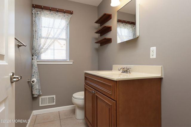 910 Cypress Avenue, Brick, NJ 08723