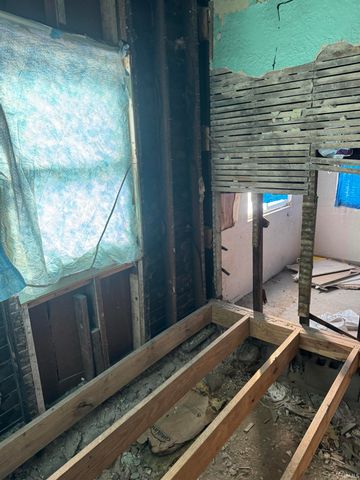 901 N Huntington Street, Syracuse, IN 46567