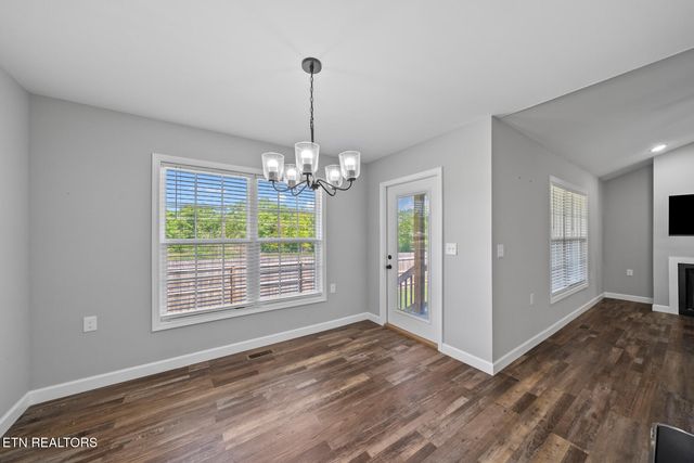 359 Dayton Ave, Crossville, TN 38555