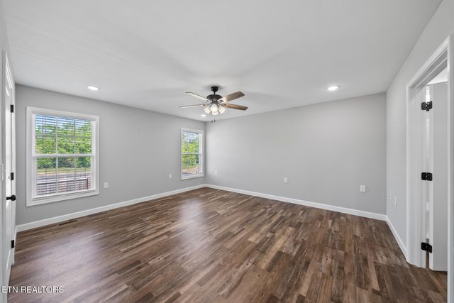 359 Dayton Ave, Crossville, TN 38555