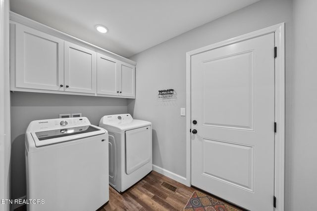 359 Dayton Ave, Crossville, TN 38555