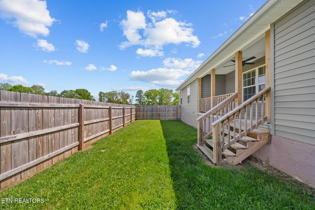 359 Dayton Ave, Crossville, TN 38555