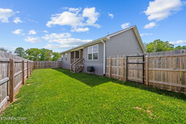 359 Dayton Ave, Crossville, TN 38555