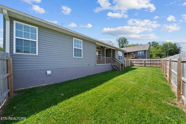 359 Dayton Ave, Crossville, TN 38555