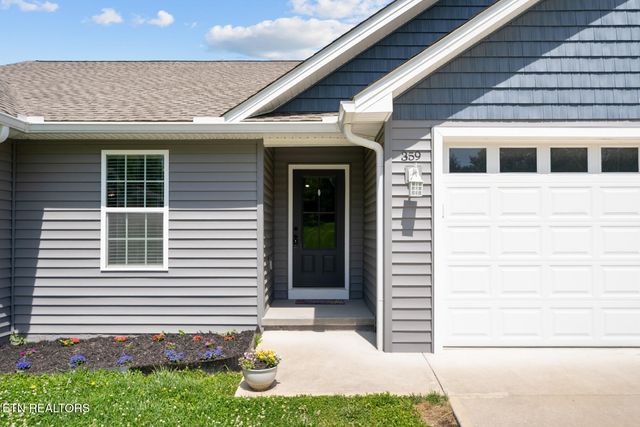 359 Dayton Ave, Crossville, TN 38555