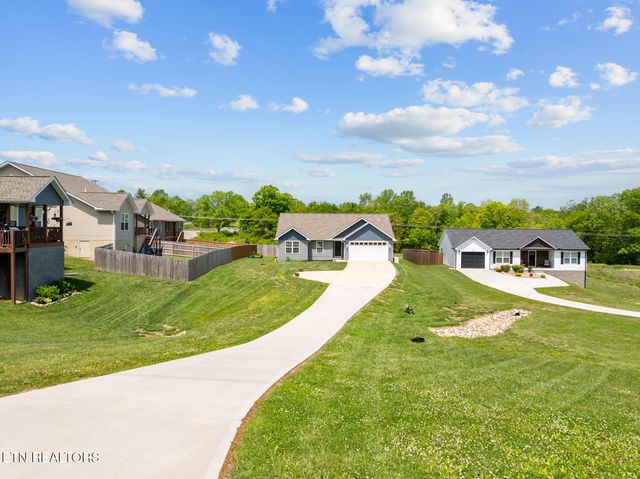 359 Dayton Ave, Crossville, TN 38555
