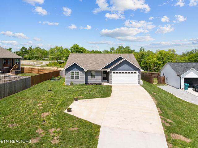 359 Dayton Ave, Crossville, TN 38555