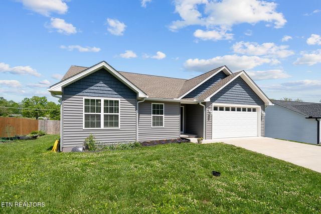 359 Dayton Ave, Crossville, TN 38555