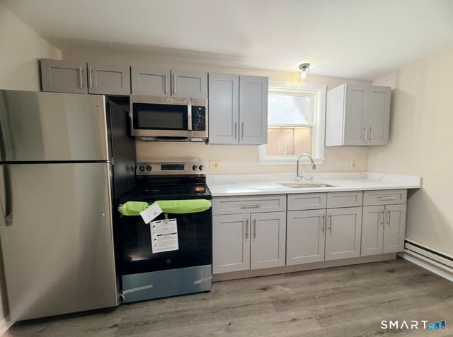 3-5-7 Maple Street 7, Seymour, CT 06483