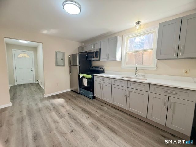 3-5-7 Maple Street 7, Seymour, CT 06483