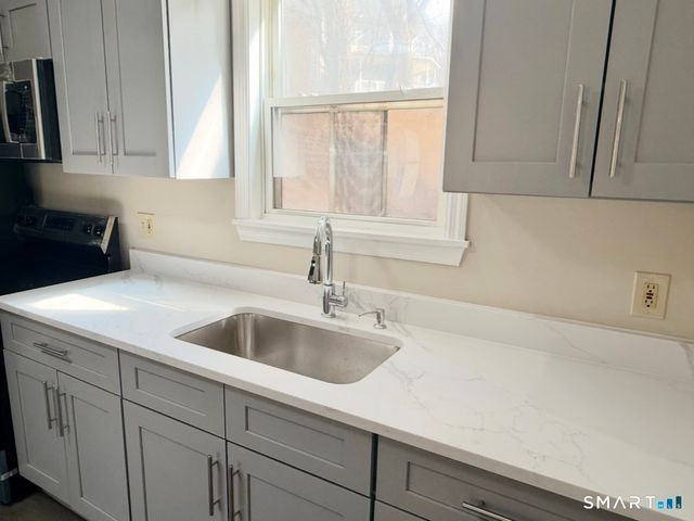 3-5-7 Maple Street 7, Seymour, CT 06483