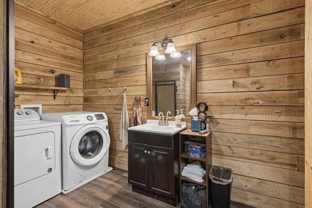 517 Collier Ln, Gallatin, TN 37066