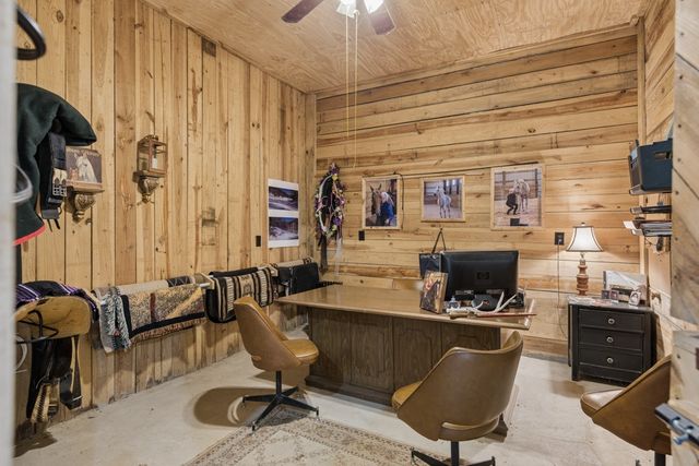 517 Collier Ln, Gallatin, TN 37066