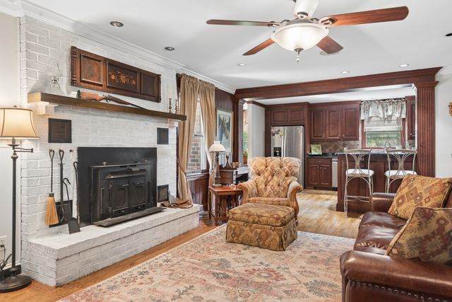517 Collier Ln, Gallatin, TN 37066
