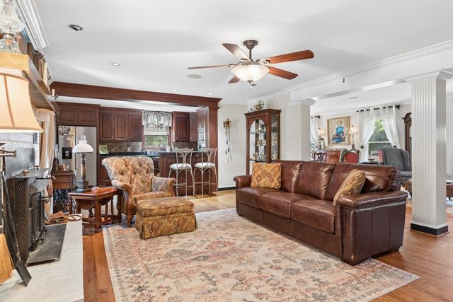 517 Collier Ln, Gallatin, TN 37066
