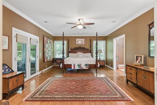 517 Collier Ln, Gallatin, TN 37066
