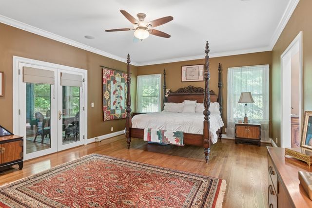 517 Collier Ln, Gallatin, TN 37066