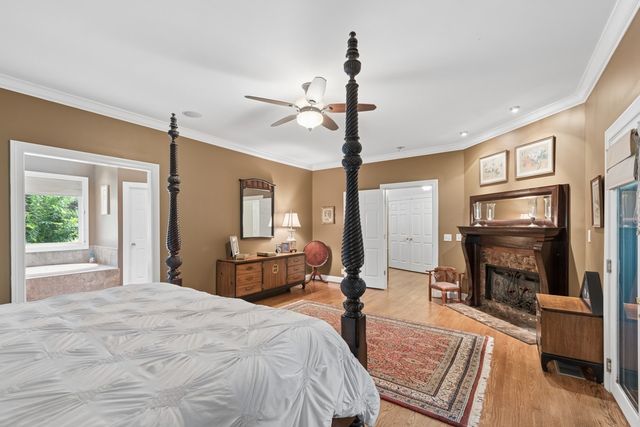 517 Collier Ln, Gallatin, TN 37066