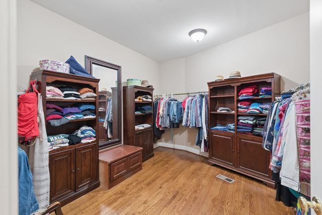 517 Collier Ln, Gallatin, TN 37066