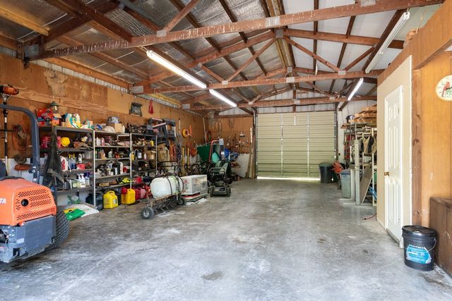 517 Collier Ln, Gallatin, TN 37066