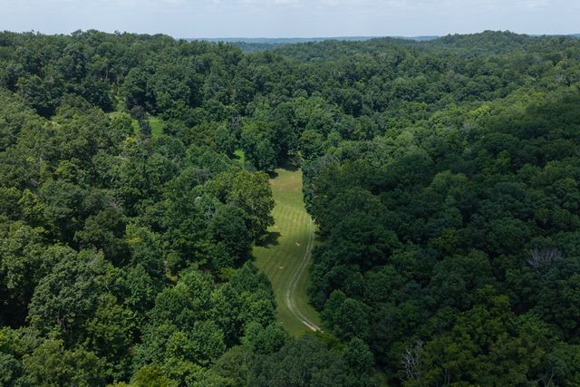 517 Collier Ln, Gallatin, TN 37066