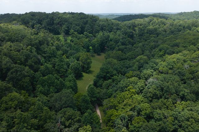 517 Collier Ln, Gallatin, TN 37066