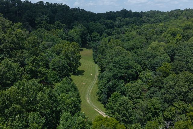 517 Collier Ln, Gallatin, TN 37066