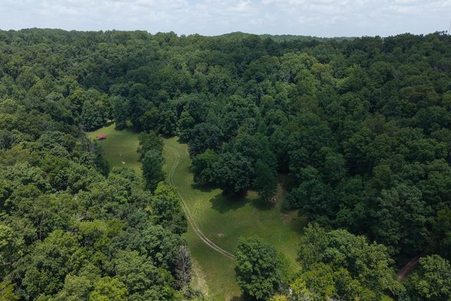 517 Collier Ln, Gallatin, TN 37066