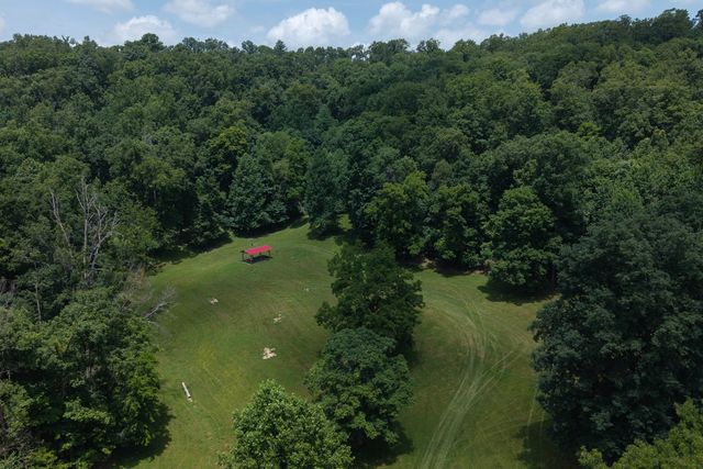 517 Collier Ln, Gallatin, TN 37066