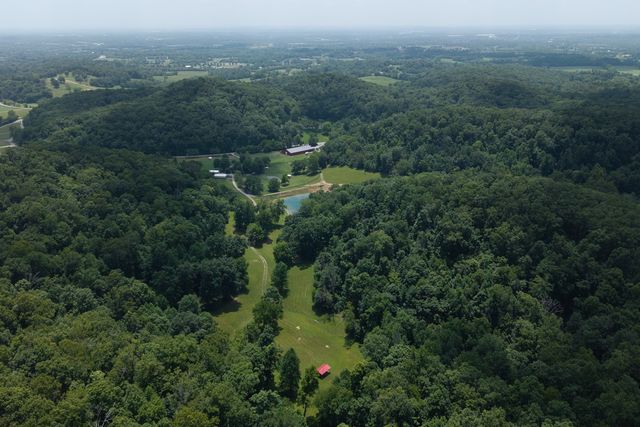 517 Collier Ln, Gallatin, TN 37066
