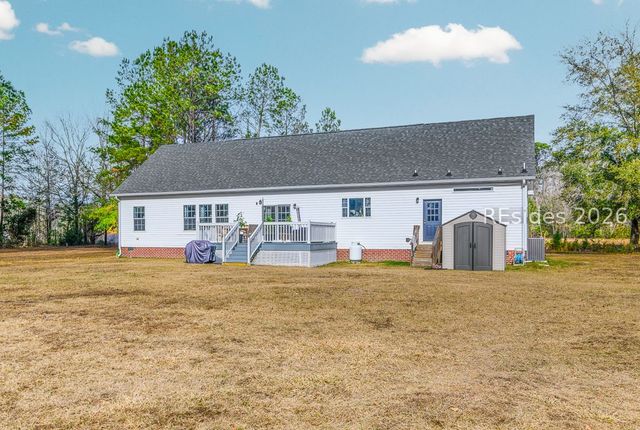 1382 Tillman Rd, Ridgeland, SC 29936