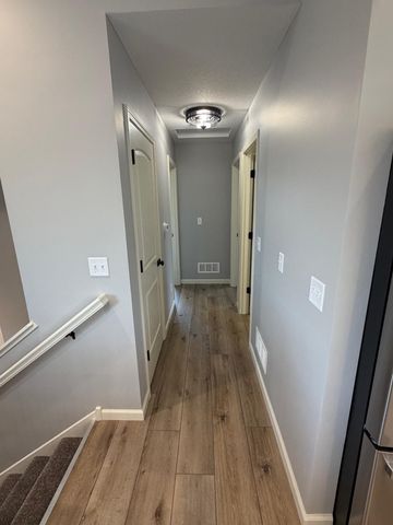 1635 Squirrel Way, New Richmond, WI 54017