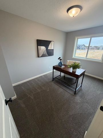 1635 Squirrel Way, New Richmond, WI 54017