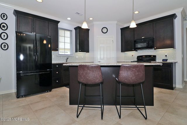 669 Timberline Lane, Manchester, NJ 08759