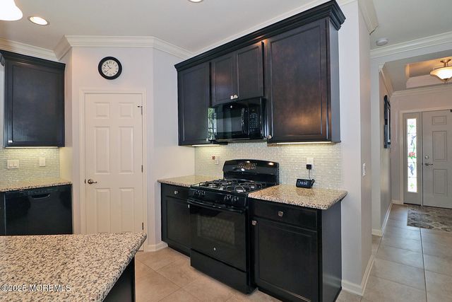 669 Timberline Lane, Manchester, NJ 08759