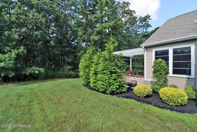 669 Timberline Lane, Manchester, NJ 08759