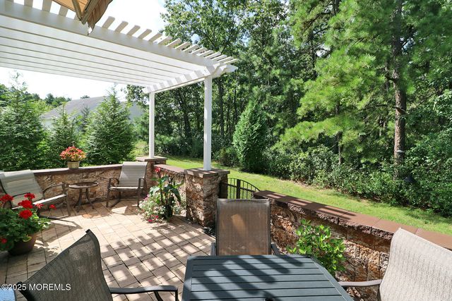 669 Timberline Lane, Manchester, NJ 08759