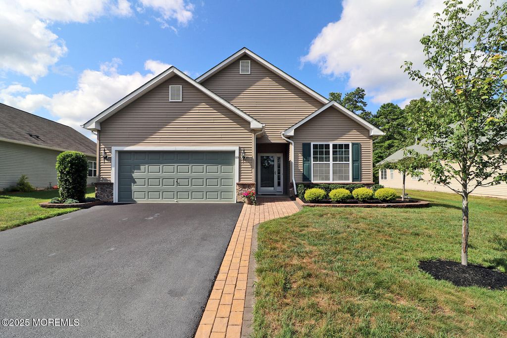 669 Timberline Lane, Manchester, NJ 08759