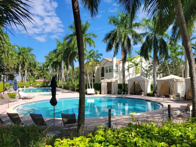 3020 NW 125th Avenue 319, Sunrise, FL 33323