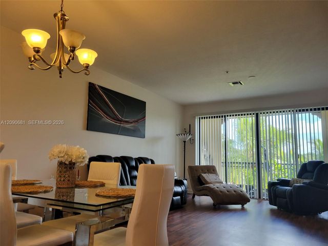 3020 NW 125th Avenue 319, Sunrise, FL 33323