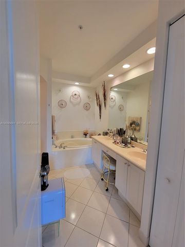 3020 NW 125th Avenue 319, Sunrise, FL 33323